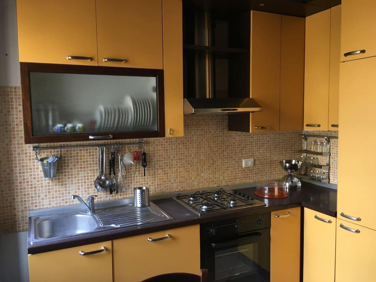 Casa Delfino - Appartamento Centro Storico A Due Passi Dalla Spiaggia & Mare, Porto & Ferrovia 奇维塔韦基亚 外观 照片