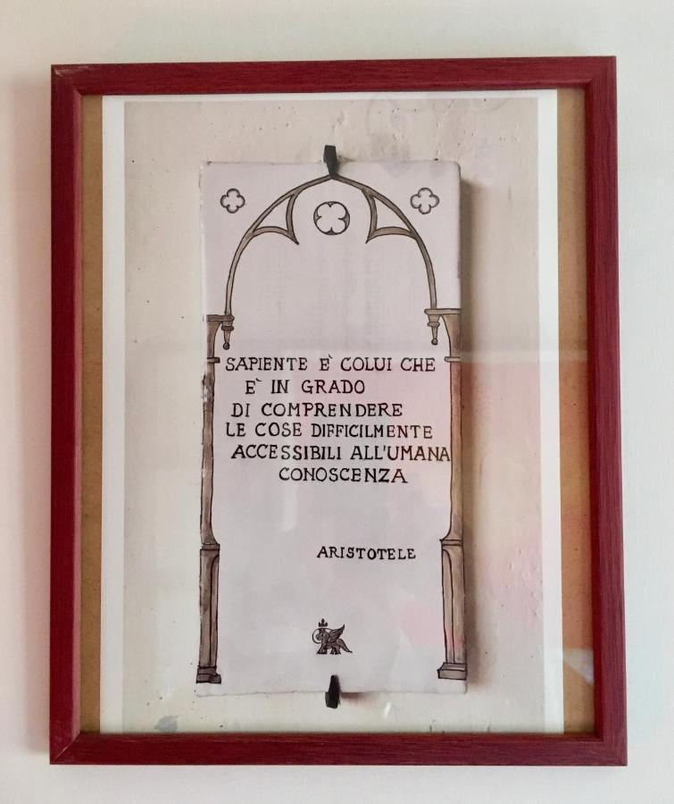 Casa Delfino - Appartamento Centro Storico A Due Passi Dalla Spiaggia & Mare, Porto & Ferrovia 奇维塔韦基亚 外观 照片