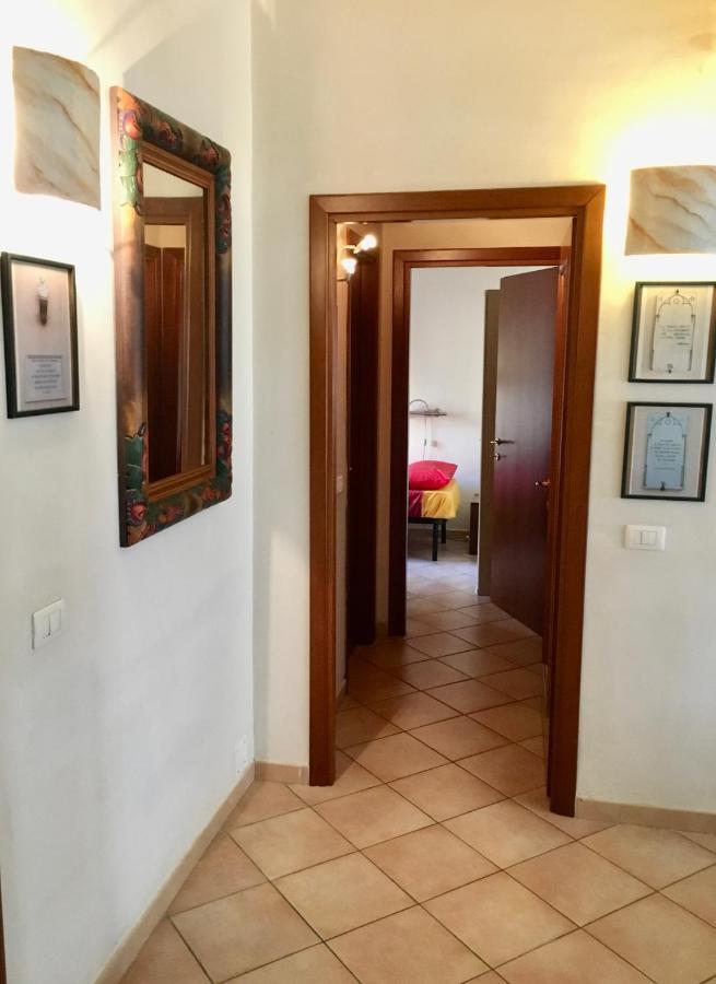 Casa Delfino - Appartamento Centro Storico A Due Passi Dalla Spiaggia & Mare, Porto & Ferrovia 奇维塔韦基亚 外观 照片